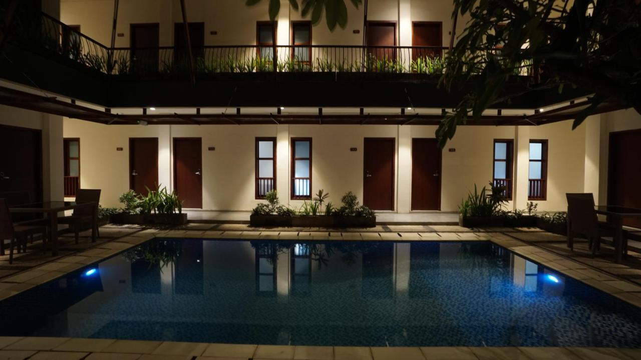Reddoorz Near Legian Street Hotel Eksteriør billede
