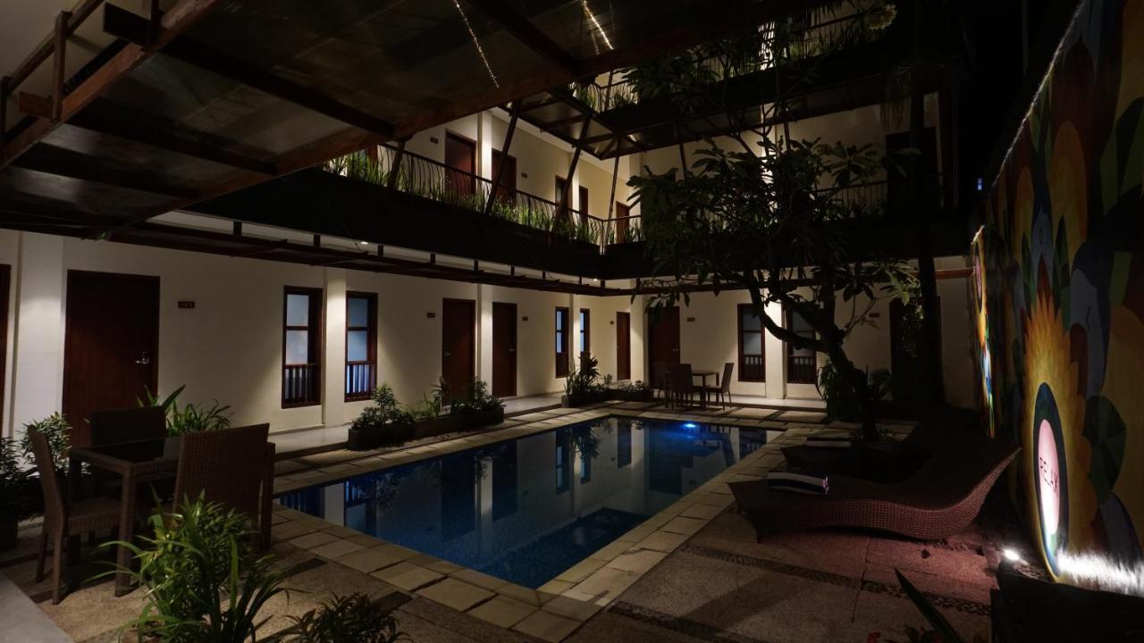 Reddoorz Near Legian Street Hotel Eksteriør billede